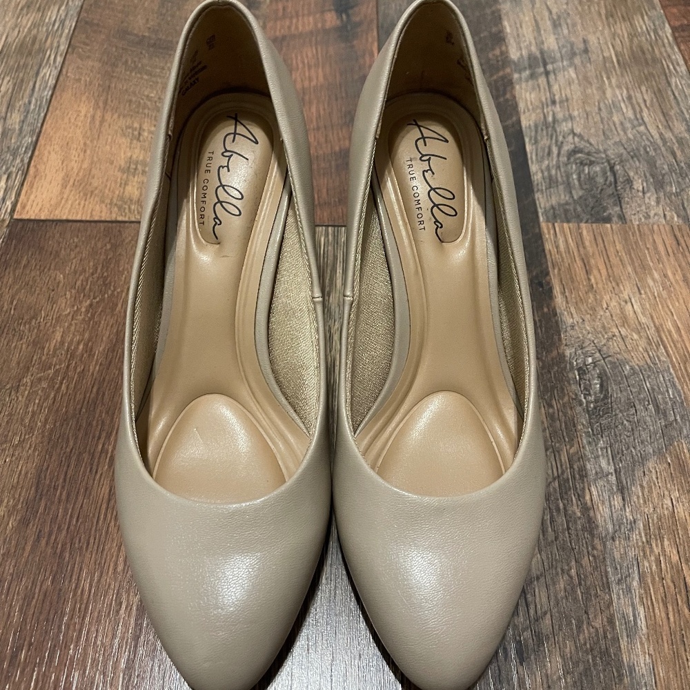 Abella nude shoes
